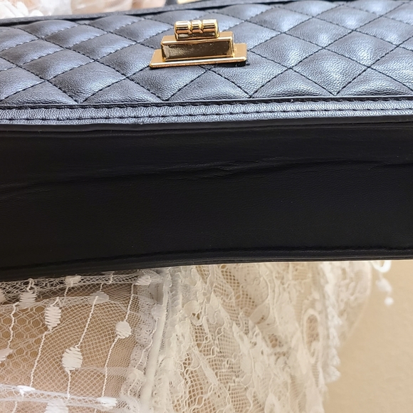 Fashion Nova Quilted Handbag #117 - Picture 4 of 5